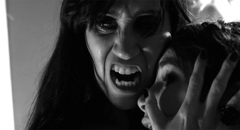 mujer_lobo 2.jpg